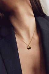 18k Gold Circle Pendant Necklace HAUS OF DECK