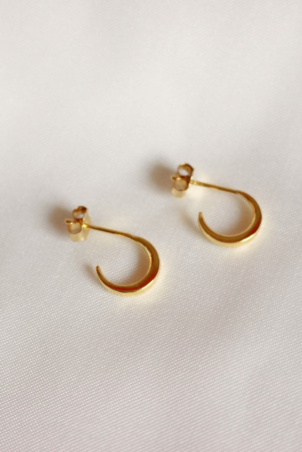 18k Gold Plated Gold Huggie Hoop Earrings