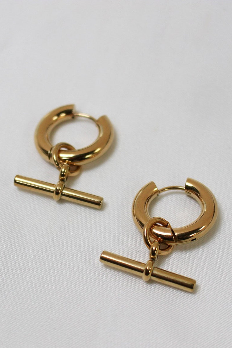 18k Gold Plated T Bar Hoop Earrings